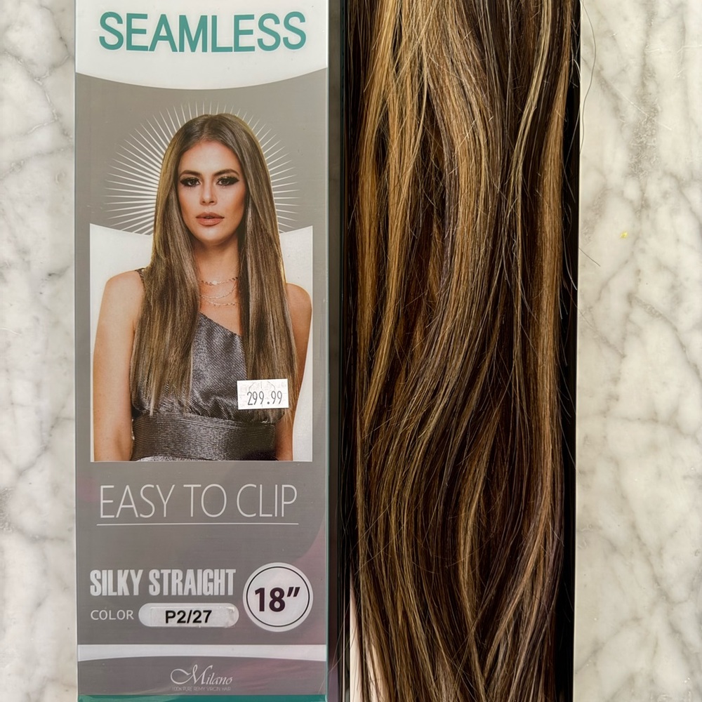 Clip-in seamless 18” hair